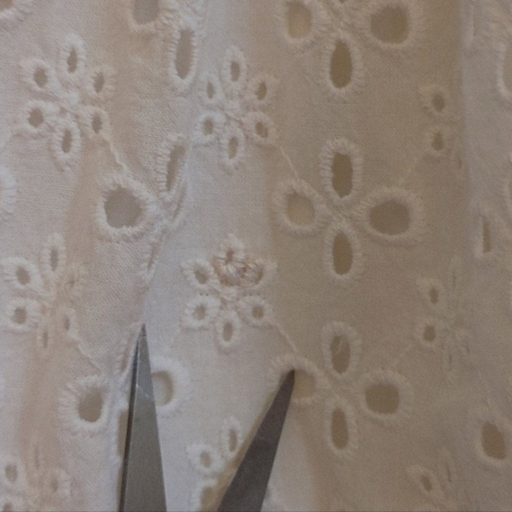 Majorelle Mistwood White Ruffle Cotton Eyelet Wrap Long Pinafore Type Dress XS - Picture 10 of 13